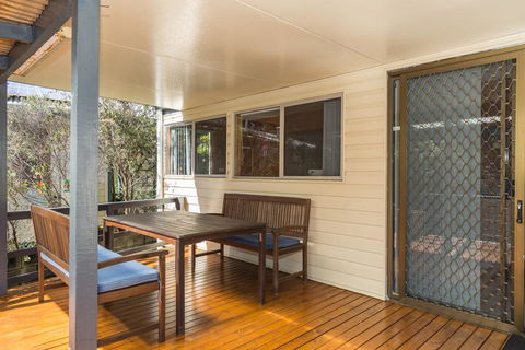 Malibu Drive 127 Bawley Point - Accommodation Gladstone 3
