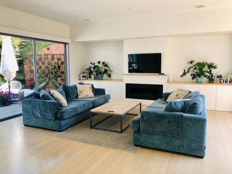 Malvern 3 Bedroom Delight - Accommodation Gladstone 0