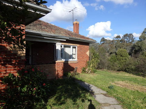 Mandall Avenue - Accommodation Gladstone 0