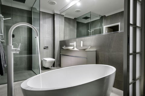 Mangrove Hotel - Accommodation Gladstone 3