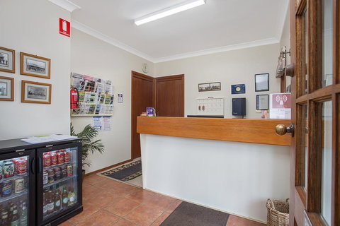 Manifold Motor Inn - Accommodation Gladstone 3