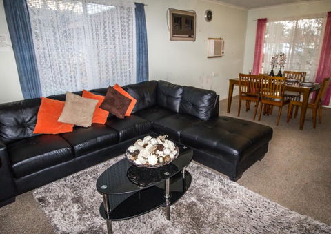 Manilla Cottage - Manilla NSW - Accommodation Gladstone 0