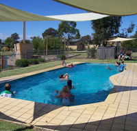 Mansfield Holiday Park - Accommodation Gladstone