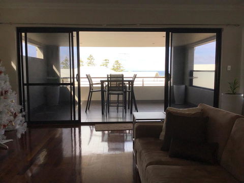 Marina Precinct - Accommodation Gladstone 3