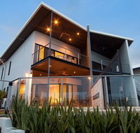 Marina Views Townhouse - Accommodation Gladstone