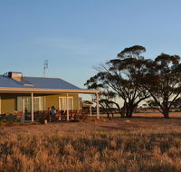 Mary's Farm Cottages - Accommodation Gladstone
