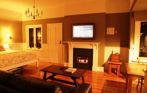 Marysville Garden Cottages - Accommodation Gladstone 1