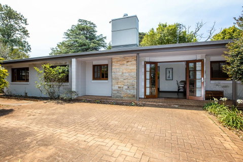 Mason Winery - Accommodation Gladstone 0