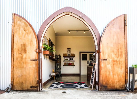 Mason Winery - Accommodation Gladstone 1