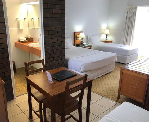Matador Motor Inn - Accommodation Gladstone 1