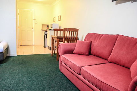 Maynestay Motel - Accommodation Gladstone 1