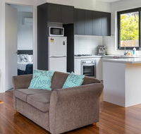 McKenna by Lily Sands - Accommodation Gladstone