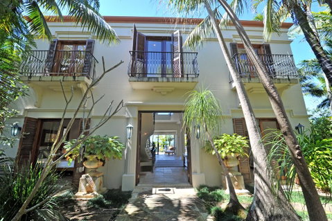 Mediterranean - Accommodation Gladstone 1