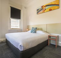 Melton Hotel Auburn - Accommodation Gladstone