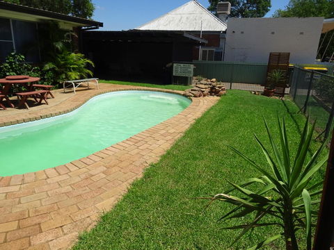 Memphis Motor Inn - Accommodation Gladstone 2
