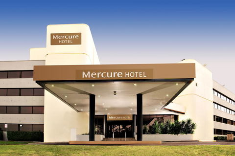 Mercure Penrith - Accommodation Gladstone 2
