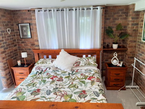 Merimist Gardens - Accommodation Gladstone 2
