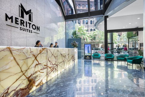 Meriton Suites Kent Street - Accommodation Gladstone 1