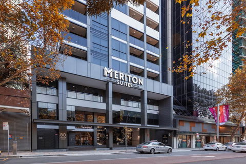 Meriton Suites North Sydney - Accommodation Gladstone 2