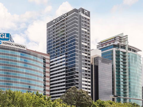 Meriton Suites North Sydney - Accommodation Gladstone 1