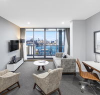 Meriton Suites North Sydney - Accommodation Gladstone