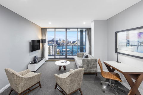 Meriton Suites North Sydney - Accommodation Gladstone 0