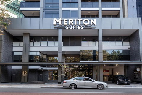 Meriton Suites North Sydney - Accommodation Gladstone 3