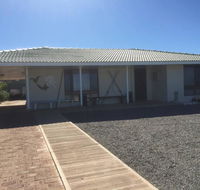 Mermaid Beachside Accommodation - Accommodation Gladstone