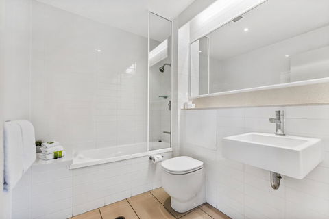 Metzo Noosa Resort - Accommodation Gladstone 2