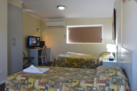 Mia Motel - Accommodation Gladstone 1