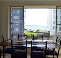 Miami Court 5 - Accommodation Gladstone