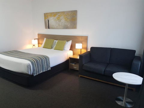 Mid City Motor Inn Singleton - Accommodation Gladstone 1