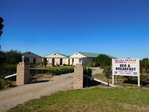 Milawa Muscat Retreat B&B - Accommodation Gladstone 0