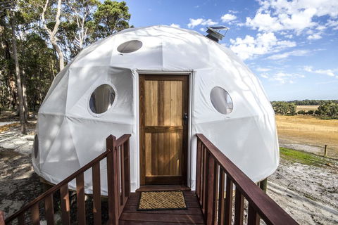 Mile End Glamping Pty Ltd - Accommodation Gladstone 0