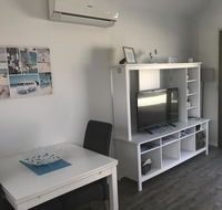 Mindarie Beach Studio - Accommodation Gladstone