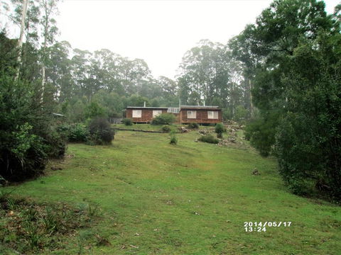 Minnow Cabins Lower Beulah - Accommodation Gladstone 0