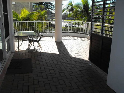 Mirage, Unit 101, 6-10 Manning Street - Accommodation Gladstone 1