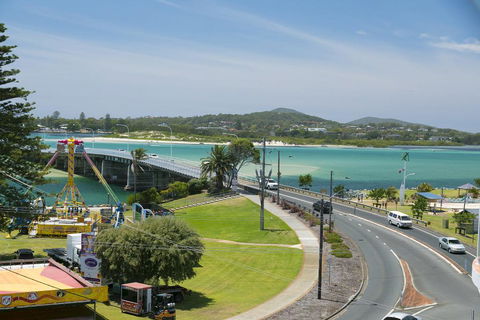 Mirage, Unit 502 6-8 Manning Street - Accommodation Gladstone 2