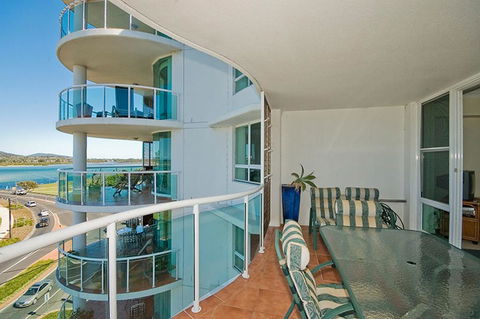 Mirage, Unit 602, 6-10 Manning Street - Accommodation Gladstone 3