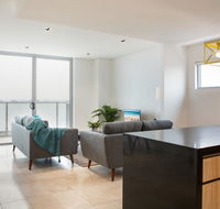 Modern 2 bedroom Apartment in the Heart of Burwood - Accommodation Gladstone