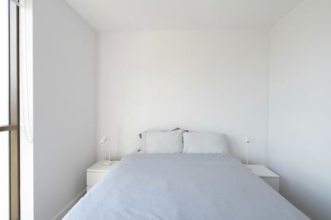 Modern Apartment In Darling Harbour - Accommodation Gladstone 3