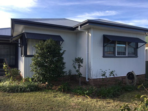 Mograni Views - Accommodation Gladstone 1