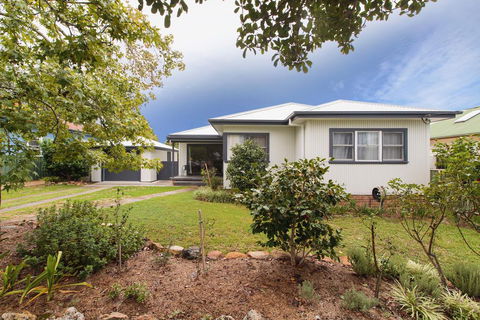 Mograni Views - Accommodation Gladstone 2