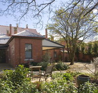Mollisons - Accommodation Gladstone