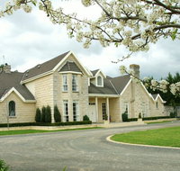 Montfort Manor - Accommodation Gladstone
