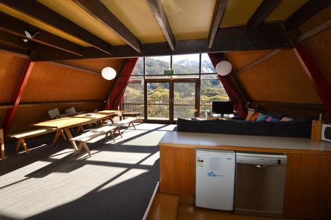 Moonbah Ski Lodge - Accommodation Gladstone 0