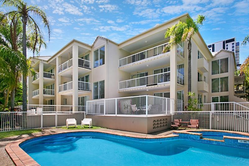 Broadbeach QLD Accommodation Gladstone