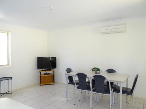 Moonta Bay Cabins - Accommodation Gladstone 2