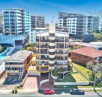 Moreton Towers Unit 1 25 Moreton Pde Kings Beach - Accommodation Gladstone