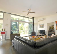 Moriarty Studio - chic couples retreat - Accommodation Gladstone